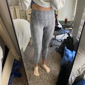Grey perfect condition size 10 lululemon leggings